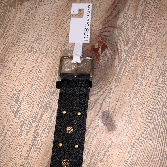 BCBGeneration belt brand new - Picture 3 of 8